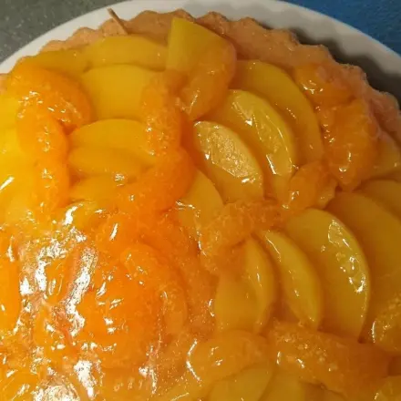 Belegten Tortenboden einfach abdecken