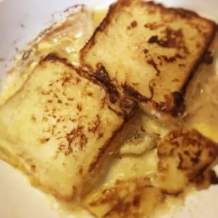 French Toast mit Ahornsirup