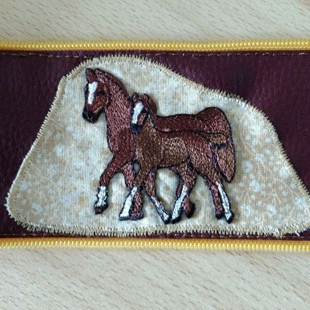 Vlieseline auf beiden Seiten von Kunstleder aufbringen