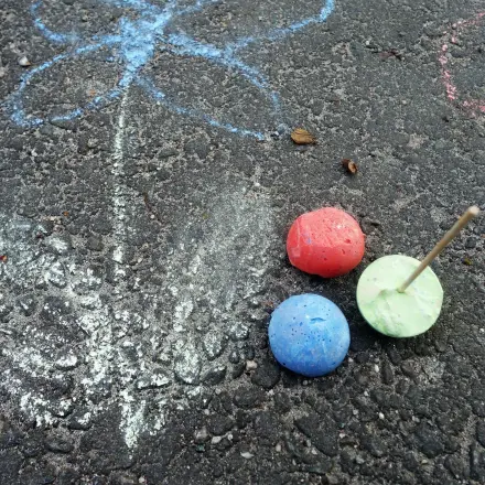 Straßenmalkreide am Stiel selber machen ~ DIY