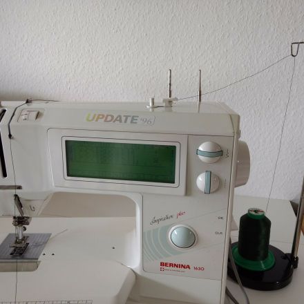 Fadenreißen: Garnrollenhalter waagerecht oder senkrecht?