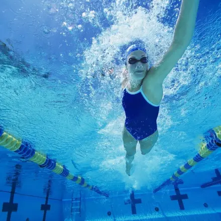Haltbare Badehosen und Badeanzüge für Vielschwimmer
