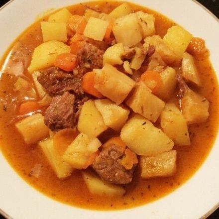 Ungarischer Kesselgulasch