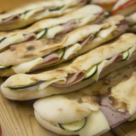 Gefülltes Fladenbrot - knusprig & lecker