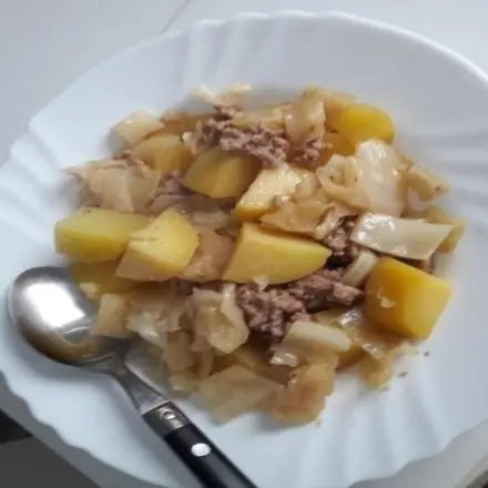 Hackfleisch-Kohleintopf