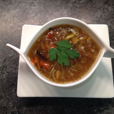 Chinesische Gemüsesuppe süßsauer - schnell zubereitet