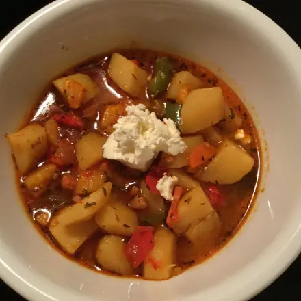 Köstliches Kartoffelgulasch