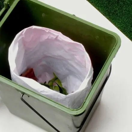 Gebrauchte Papiertüten für den Bioabfall