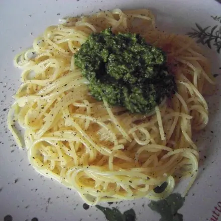 Klassisches Bärlauchpesto