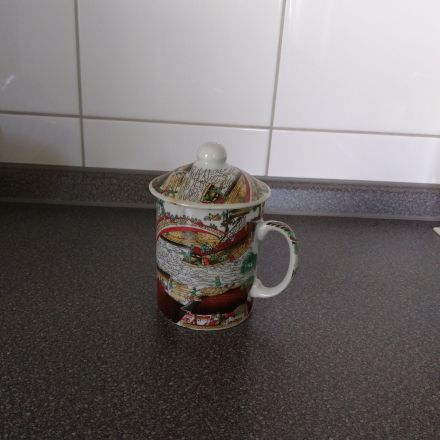 Sauberer Aschenbecher