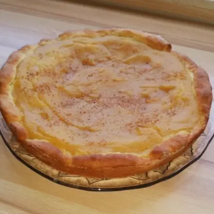 Apfelmuskuchen mit Hefeteig