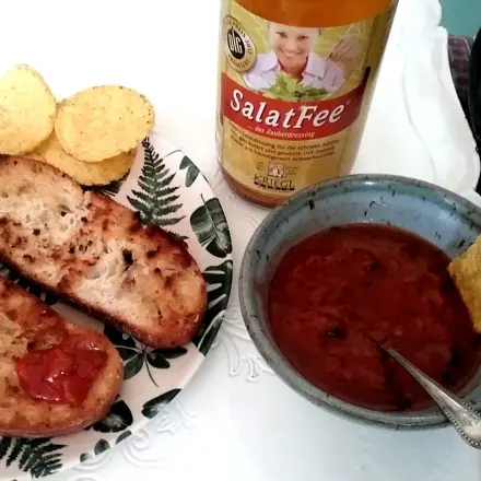 Köstliche Nudelsoße als Dip