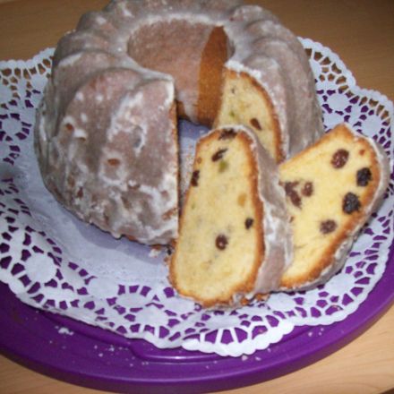 Guglhupf auf Rührteig-Basis