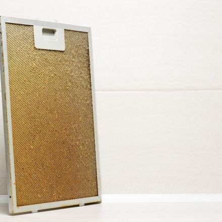 Fettfilter der Dunstabzugshaube reinigen