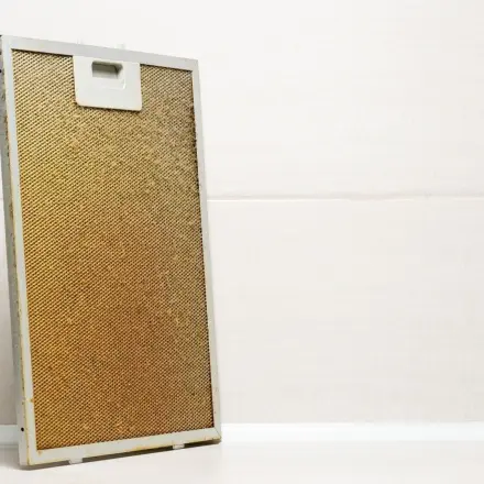Fettfilter der Dunstabzugshaube reinigen
