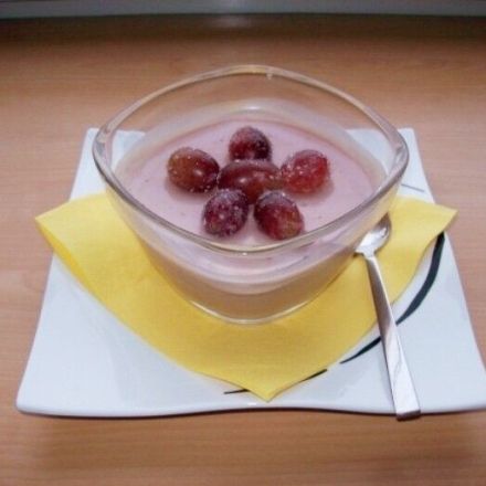 Rotwein-Sahne-Pudding