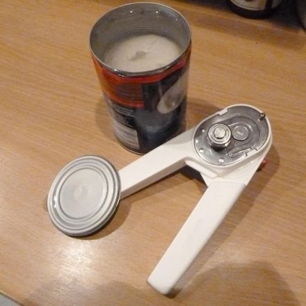 Kokosmilchdose stressfrei öffnen und entleeren
