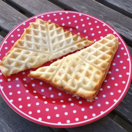 Waffel-Toast mit Käse