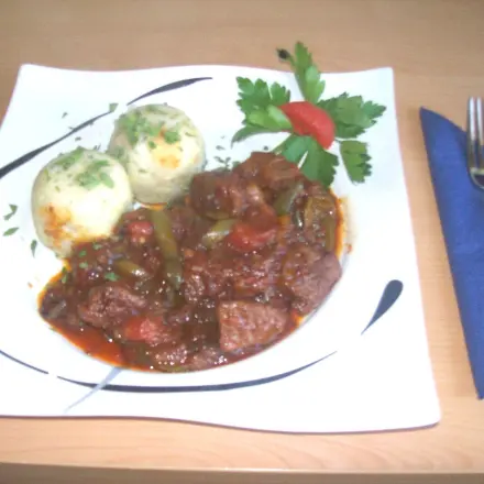 Ungarisches Pörkölt