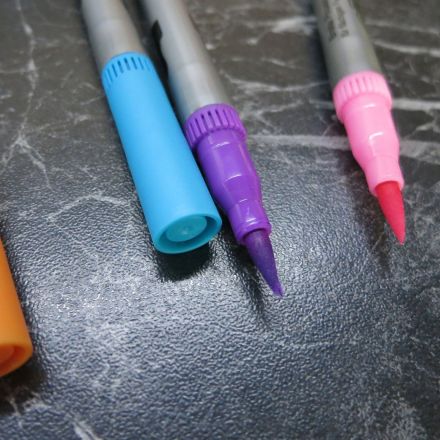 Filzstiftflecken auf Teppichboden