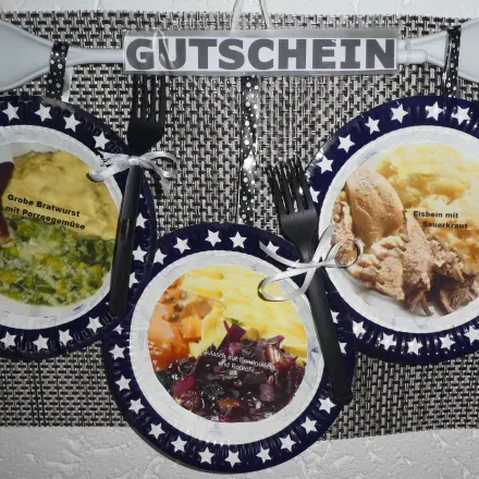 Gutschein für Senioren: "Zeit und Mahlzeit" verschenken