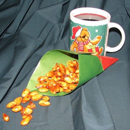 Gebrannte Mandeln & Muskatkaffee mit Sahnehaube