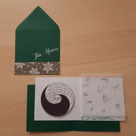 Weihnachtswünsche im Zeichen von Yin und Yang