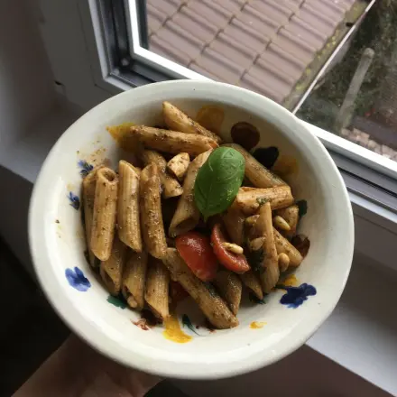 Mediterraner Nudelsalat