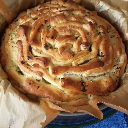 Pikantes Zupfbrot mit Füllung