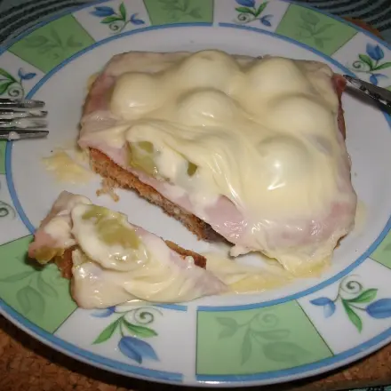 Schinken-Rosenkohl-Toast