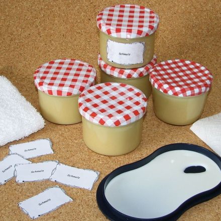 Umweltfreundlicher Etiketten-Kleber aus dem Kühlschrank