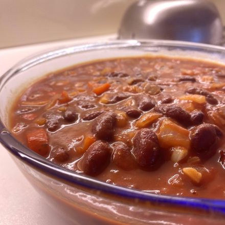 Gut & günstig: Hackfleischbällchen mit Kidneybohnen & Mozzarella