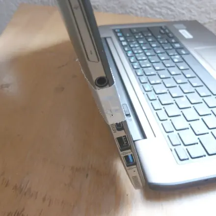 Defekter Kartenslot? So hält die microSD-Karte