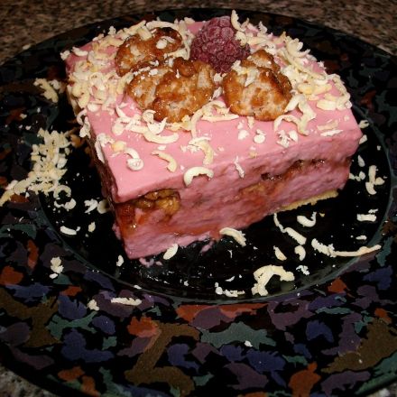 Himbeer-Mascarpone-Törtchen mit gebrannten Walnüssen