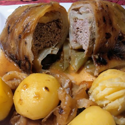 Klassische Kohlroulade mit Tipp zum Entblättern des Kohls