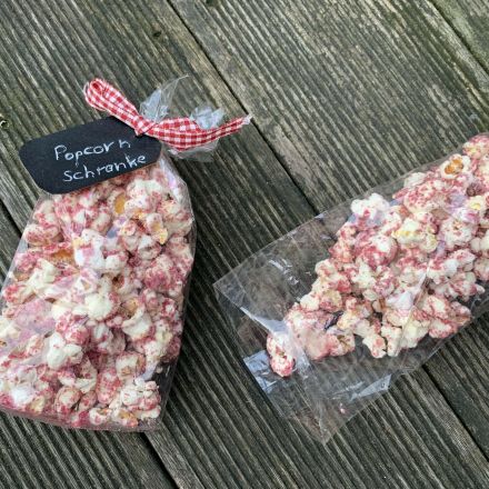 Red Velvet Cake Popcorn