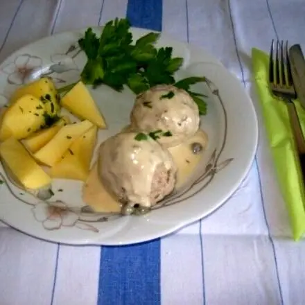 Ostpreußische Kalbfleisch-Klöße