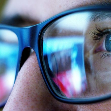 Augen am PC schonen mit Blaulichtfilter-Brille