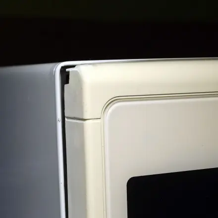 Ausbessern von kleinen Lackschäden an Kühlschränken usw.