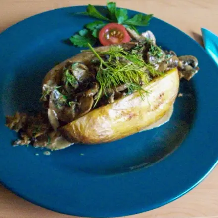 Ofenkartoffel mit Pilzragout