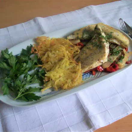 Zanderfilet auf Paprika-Fenchel-Gemüse