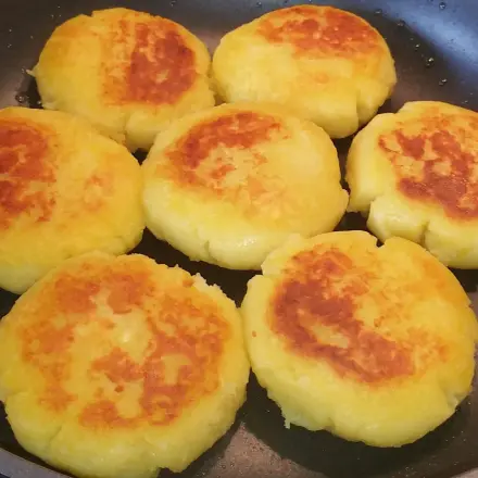 Kartoffelküchle - gebackene Flutten