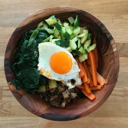Koreanisches Resteessen: Bibimbap