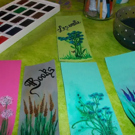 Lesezeichen selbst gestalten mit Silikonstempeln