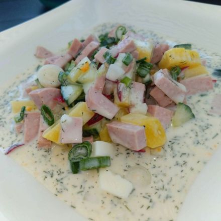 Okroschka, kalte russische Suppe