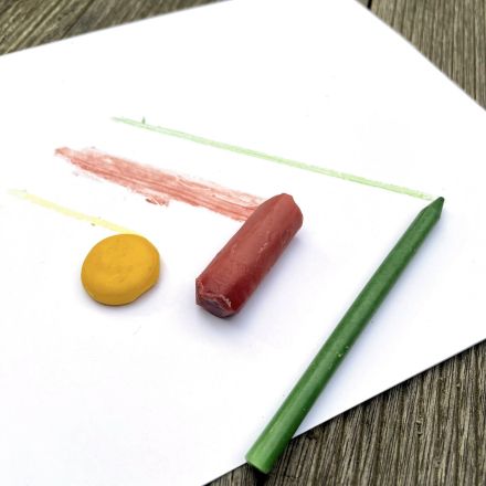 Ungiftige Wachsmalstifte aus Bienenwachs selber machen