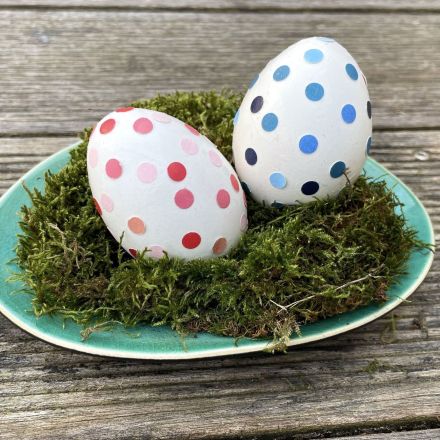 Ostereier mit Konfetti DIY