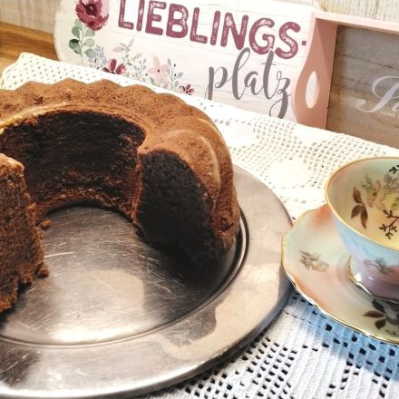 Eierlikörkuchen mit Nuss-Nougat-Creme