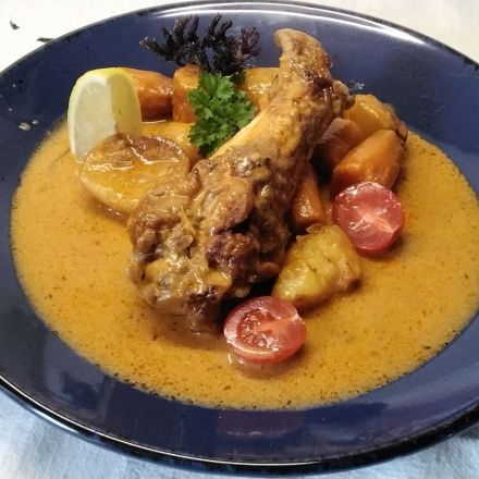 One-Pot-Gericht: Putenflügel mit Kartoffelgemüse