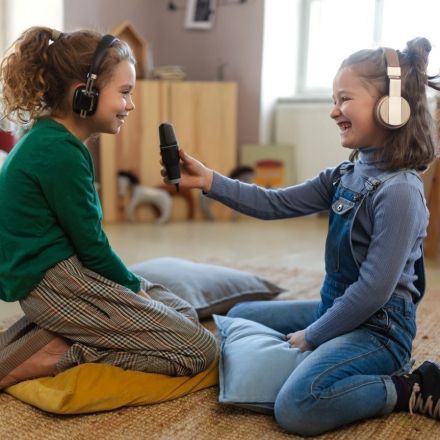 Unser Podcast „Frag doch einfach Lotte!“ geht an den Start